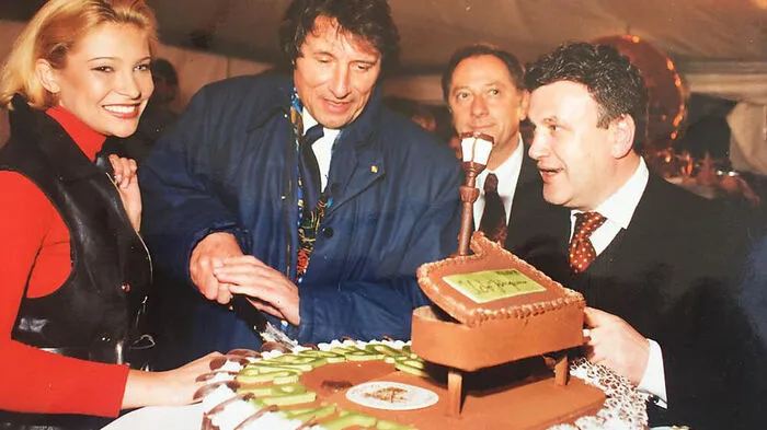Udo Jürgens persönlich weihte den Platz 1995 ein