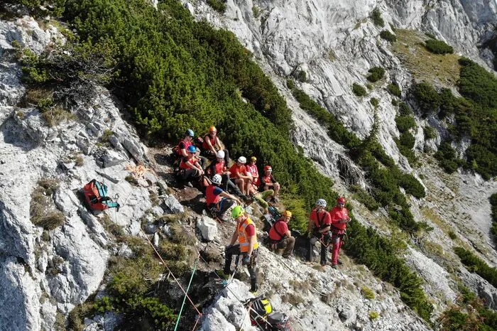 40 Bergretter sowie die Freiwillige Feuerwehr Eisenerz waren im Übungseinsatz. Mit dabei auch der Eisenerzer Vizebürgermeister Markus Pump, der sich vor Ort von der Leistung der Bergretter überzeugen konnte.