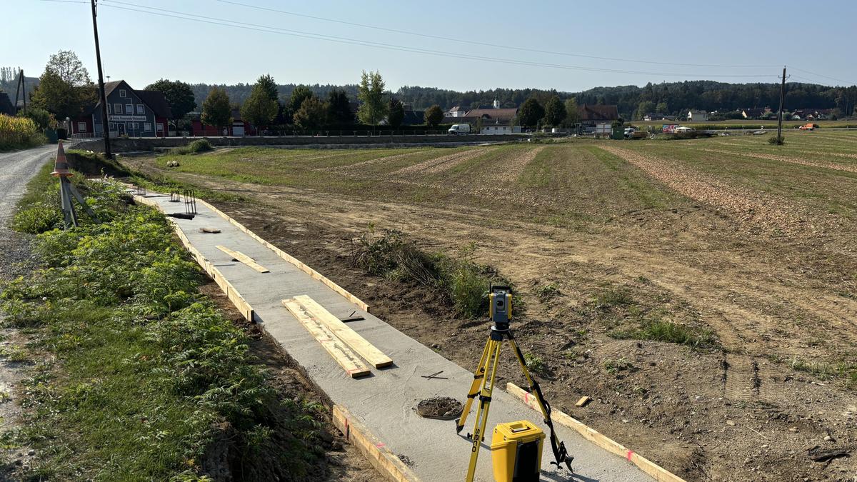 Derzeit werden die Fundamente der neuen Schutzmauern errichtet