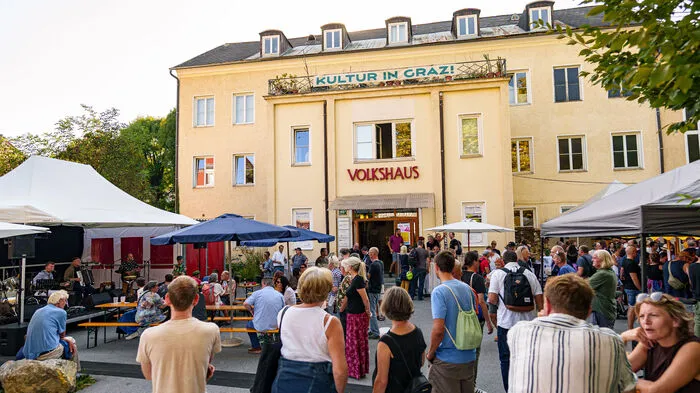 Die Grazer KPÖ lud wieder zum traditionellen Volkshausfest in ihre Zentrale in die Lagergasse.