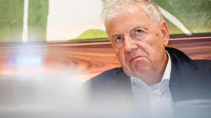 Zieht zurück, will aber im Gespräch bleiben: Warten auf Gerhard Zeiler
