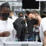 David Alaba und Marko Arnautovic am Flughafen