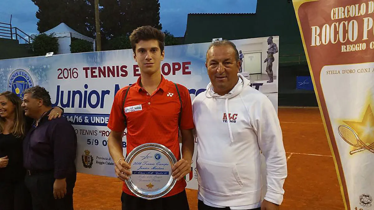 Lukas Krainer mit Erfolgscoach Josko Skugor nach seinem Sieg in Reggio Calabria