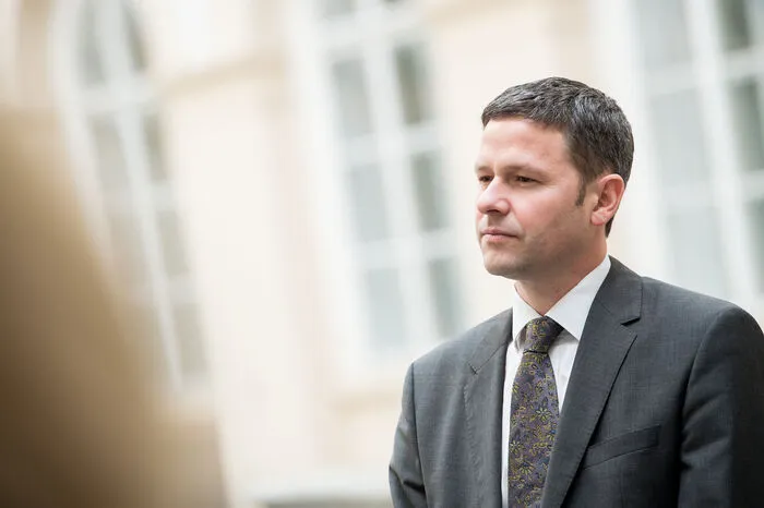 Von 2017 bis 2018 führte Stefan Steiner die Geschicke in der ÖVP-Zentrale. Bei den Koalitionsverhandlungen mit der FPÖ zog er die Fäden. Später wechselte ins Kabinett von Sebastian Kurz, zu dessen engsten Beraterstab er gehörte. Steiner ist der Schwager von Verteidigungsministerin Klaudia Tanner.