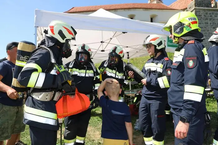 Auch der Einsatz mit Atemschutzmasken wurde geübt