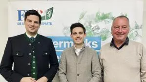 Landesrat Hannes Amesbauer, Gemeinderat Dominik Modre und Bezirksparteiobmann und Nationalratsabgeordneter Wolfgang Zanger