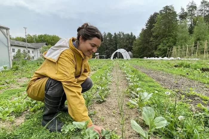 Sylvia Hirschvogel ist Permakultur-Gärtnerin bei Cambium.