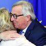 Herzliche Begrüßung: Jean-Claude Juncker mit seiner möglichen Nachfolgerin Ursula von der Leyen