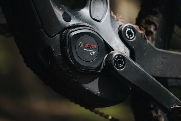 Mit 85 Newtonmeter Drehmoment, 600 Watt Maximalleistung und bis zu 340 Prozent Unterstützung liefert die neue Performance Line CX das ideale Verhältnis von Kraft, Dynamik, Effizienz und Reichweite.