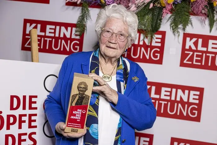 Im Jahr 2024 konnte sich Gottfrieda Lamprecht über die Auszeichnung „Starke Persönlichkeiten“ bei der Wahl der „Köpfe des Jahres“ der Kleinen Zeitung freuen 