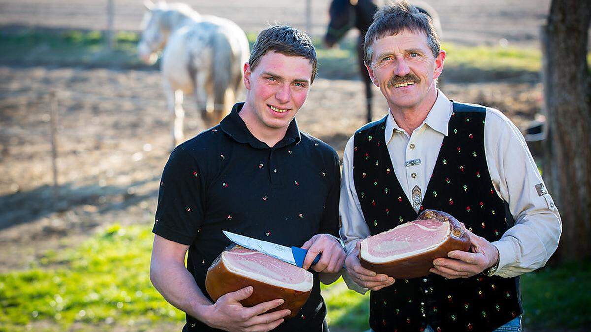 Thorsten und Franz Ribeschel führen eine 28 Hektar große Landwirtschaft mit 250 Schweinen in St. Primus. Sie legen großen Wert auf Qualität 