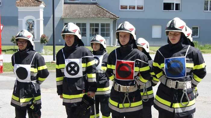 Je eine Gruppe in den Stufen Bronze, Silber und Gold stellte sich der Herausforderung dieser Prüfung.