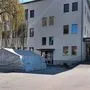 Vor dem Betreten des LKH müssen Fragen beantwortet werden - seit Mittwoch in einem eigens errichteten Zelt.