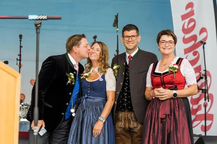 Auch die Politikprominenz ließ es sich nicht nehmen bei der Eröffnung dabei zu sein