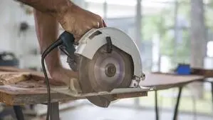 Ein Zimmerer aus Reifnitz ist erneut ein Fall für das Konkursgericht