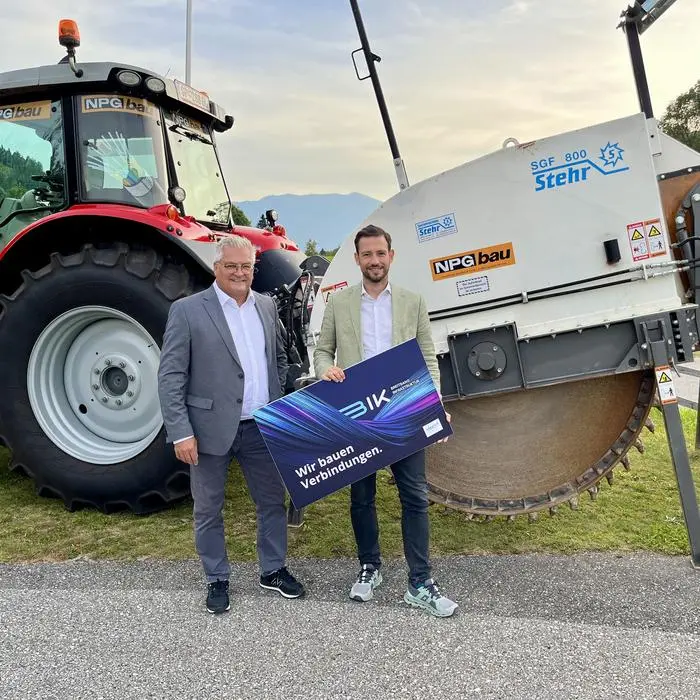 Breitband-Ausbau im Lieser-Maltatal: Peter Schark (Geschäftsführer Breitbandinitiative Kärnten) und LR Sebastian Schuschnig