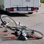 Die Rennradfahrerin stürzte und verletzte sich schwer (Symbolfoto)
