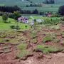 1000 bis 3000 Hänge gerieten im Juni 2009 im Südosten des Landes ins Rutschen