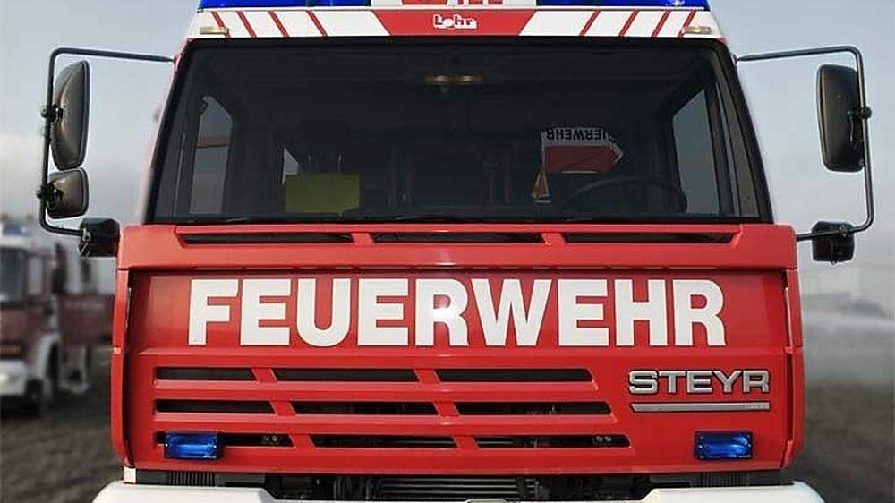 Die Feuerwehren Mitterdombach und Schildbach waren mit acht Mann im Einsatz