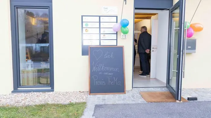 Am Freitag, dem 7. November, wurde in Penzendorf die ganzheitliche Praxis „TheMa“ feierlich neu eröffnet.