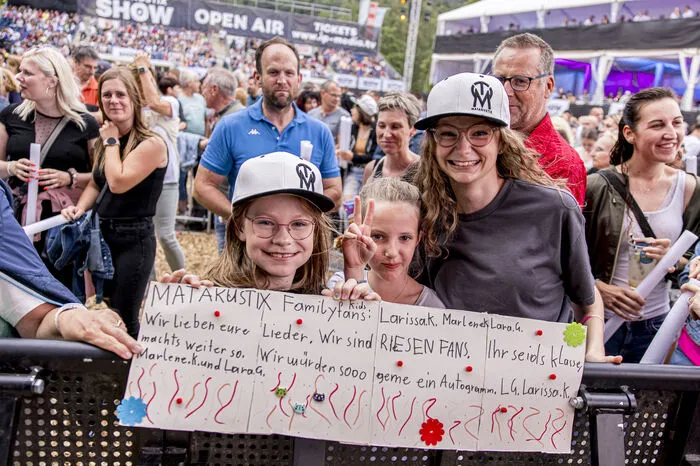 4000 Fans feierten mit der Kärntner Band in der Wörthersee-Ostbucht in Klagenfurt.