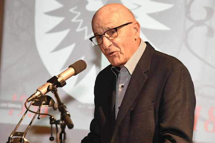 Präsident Professor Hellmuth Drewes begrüßte die Ehrengäste, zog eine erfreuliche Bilanz.
