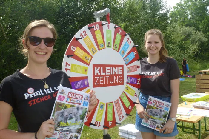 Auch die "Kleine Kinderzeitung" lockte mit ihrem Stand eine Menge wissbegieriger Kinder an
