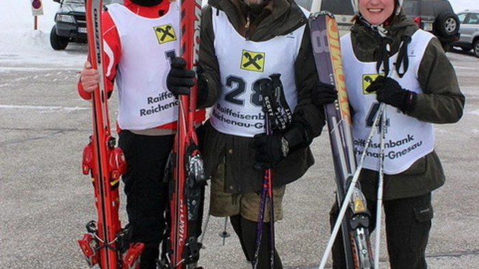 Beim traditionellen "Jaga-Skirennen" am Falkert in der Gemeinde Ebene Reichenau zeigten die Jäger aus der Gegend ihre besten Schwünge.