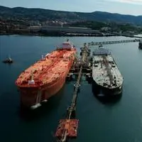 In Triest wird das Rohöl entladen und in die Tanks bzw. in die Pipeline gepumpt