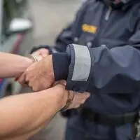 Wegen einer Serie an Hofladen-Diebstählen klickten für einen 36-Jährigen Grazer nun die Handschellen