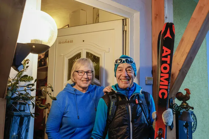 Ehefrau Karin hält in der Maistatt die Stellung