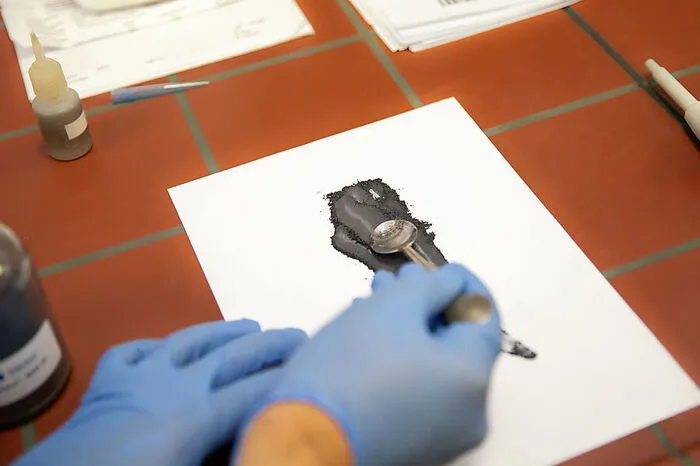 Tribotecc ist Spezialist für Metall-Sulfide und in diesem Segment Weltmarktführer
