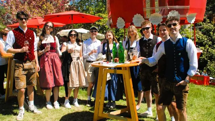 Ganz Puch bei Weiz war am Sonntag wieder Festgelände, um die steirische Apfelstraße zu feiern. Denn die besteht heuer seit 40 Jahren. 
