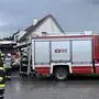 55 Feuerwehrleute rückten am Sonntag zu einem Dachstuhlbrand in Gschmaier an