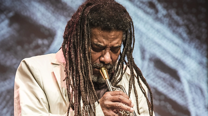 Jazz-Avantgarde-Legende Wadada Leo Smith kommt samz Quartett
