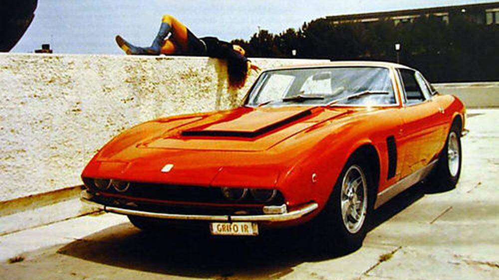 Mit dem Facelift im Jahr 1970 bekam der Grifo Klappscheinwerfer