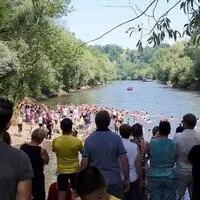 In der Steiermark findet der „Big Jump“ ins kühle Nass in Weitersfeld an der Mur (Gemeinde Strass) statt. Im Bild: Der „Big Jump“ im Jahr 2017