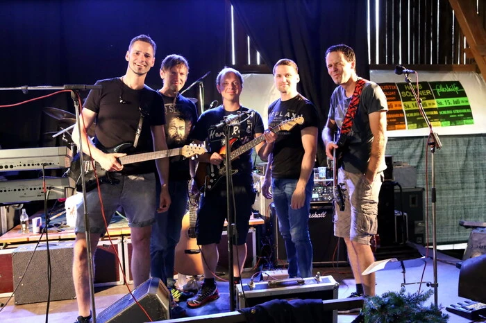 Für den musikalischen Aufputz sorgte die Topband „raureif“, die extra aus dem fernen Mürztal (Steiermark) „eingeflogen“ wurde. 