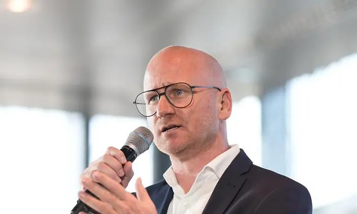 Christian Ebenbauer (Bundesliga Vorstand) im Rahmen der Pressekonferenz der Admiral Bundesliga zum Frühjahrsauftakt, am Dienstag, 30. Jänner 2024, in Wien.