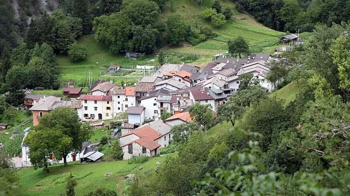Gerade im Friaul, wie etwa hier  in Dordolla, leben Geisterstädte wieder auf