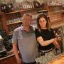 David Leiner mit seiner Frau Moni im „Gasthof Landseele“ in Unterfladnitz