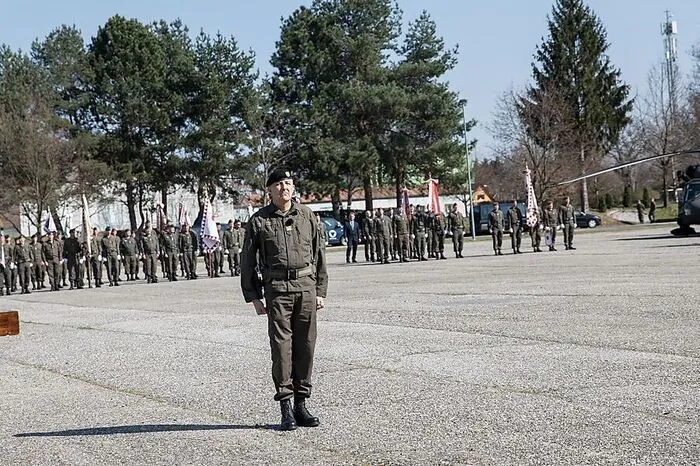 Kommandant der ausgerückten Truppe: Generalmajor Robert Prader, bisher der stellvertretende Kommandant der Landstreitkräfte.
