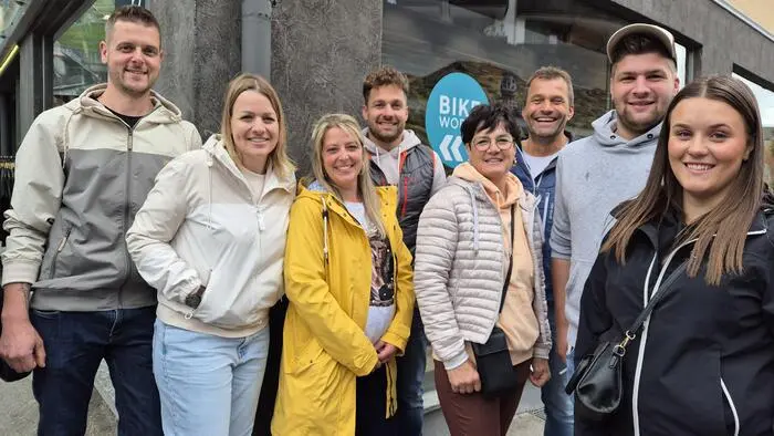 Christian, Christina, Sabrina, Hannes, Herta, Hans, Michael und Lisa aus Osttirol