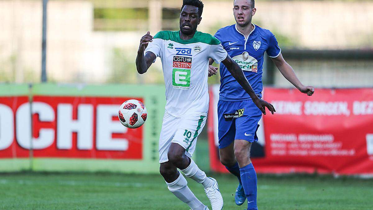 Mohamadou Idrissou - hier noch im Leoben-Trikot