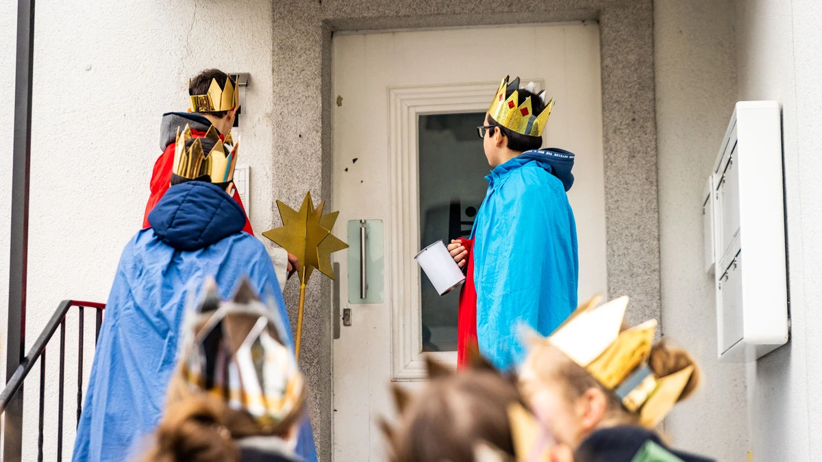 In Deutschland sammelten mutmaßlich "falsche" Sternsinger Geld 