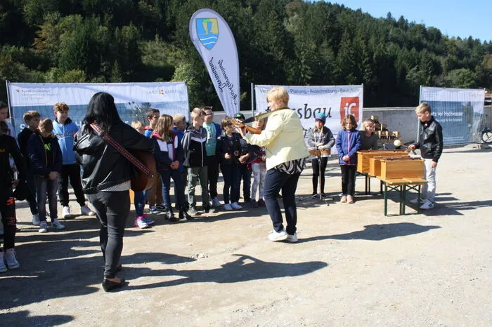 Die Schüler der VS und MS Lavamünd sorgten für die musikalische Umrahmung