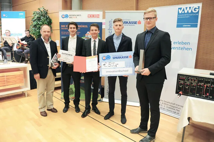 "Entwicklung eines Testkoffers"-Team von der HTBLA Lastenstraße.