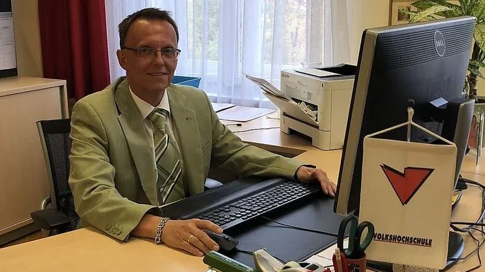 Hans Jürgen Rabko ist seit 20 Jahren Leiter der Volkshochschule Leoben