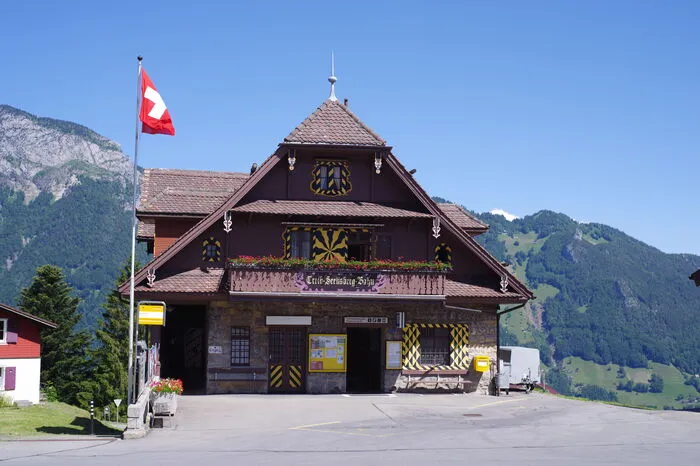Die malerische Bergstation der Zahnradbahn in Seelisberg.