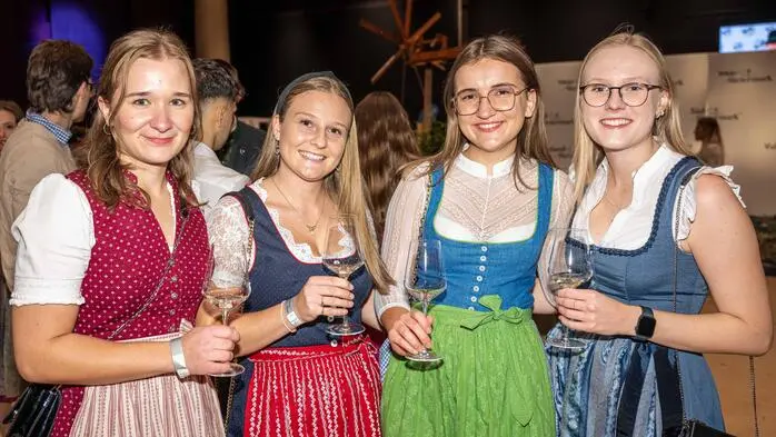 Klicken Sie sich durch die besten Bilder der Junkerpräsentation in der Grazer Stadthalle.